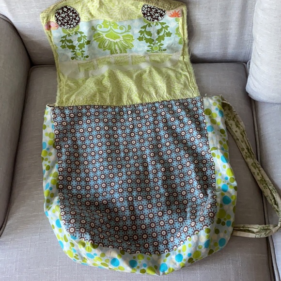 Whimsical van life messenger bag, local artist - Picture 5 of 7